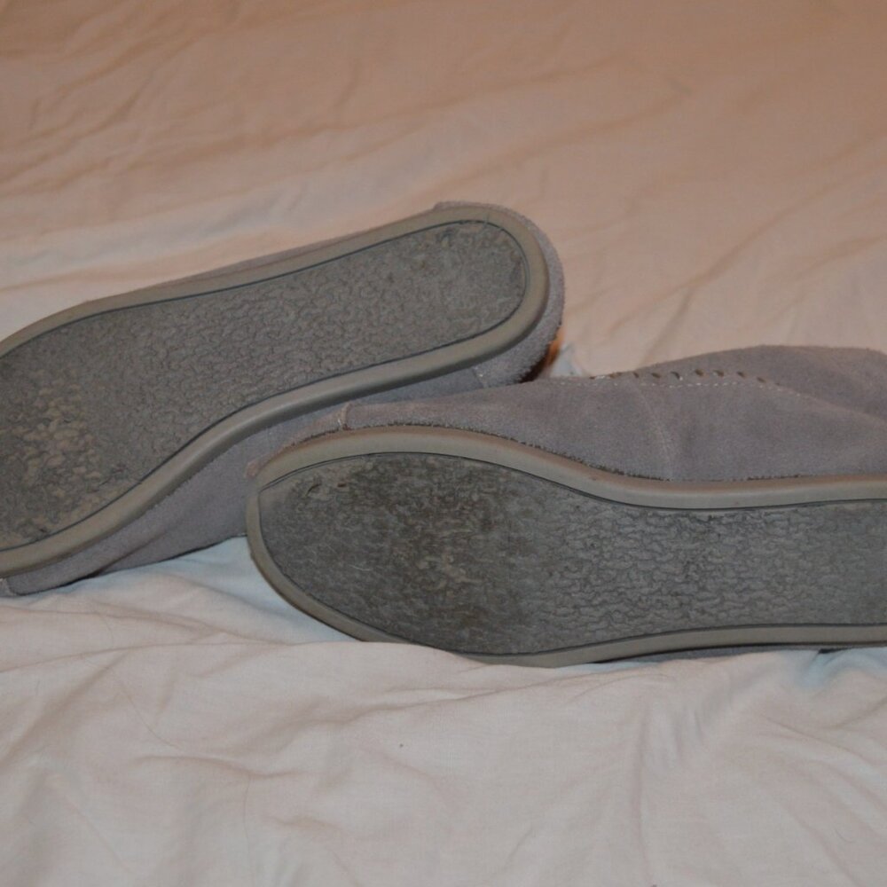 Toms Grey Suede Booties size 5.5 - Picture 4 of 5